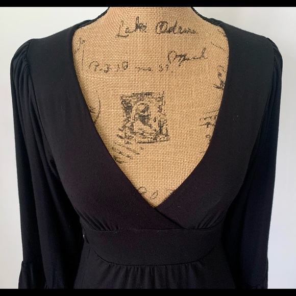 Betsey Johnson Black Flutter Sleeve Jersey Tunic - Picture 3 of 7